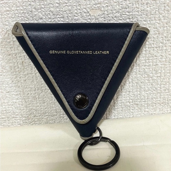 Coach Accessories - Coach Triangle Folding Coin Pouch Preloved